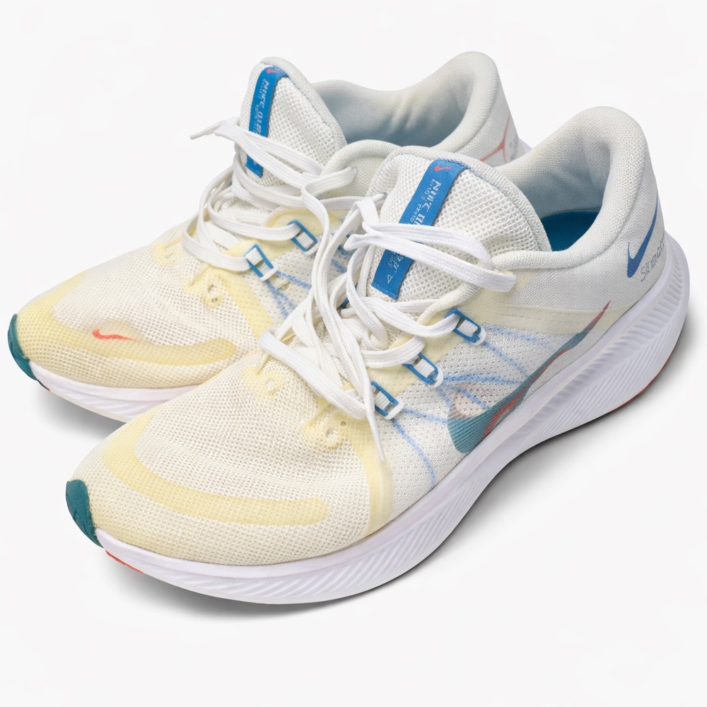 Nike Quest 6453/78378 Men's Running Sneakers in White with Blue and Red Accents